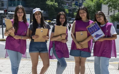 Vivas, Juntas y Fuertes: nuestra campaña de recaudación volvió a la vía pública